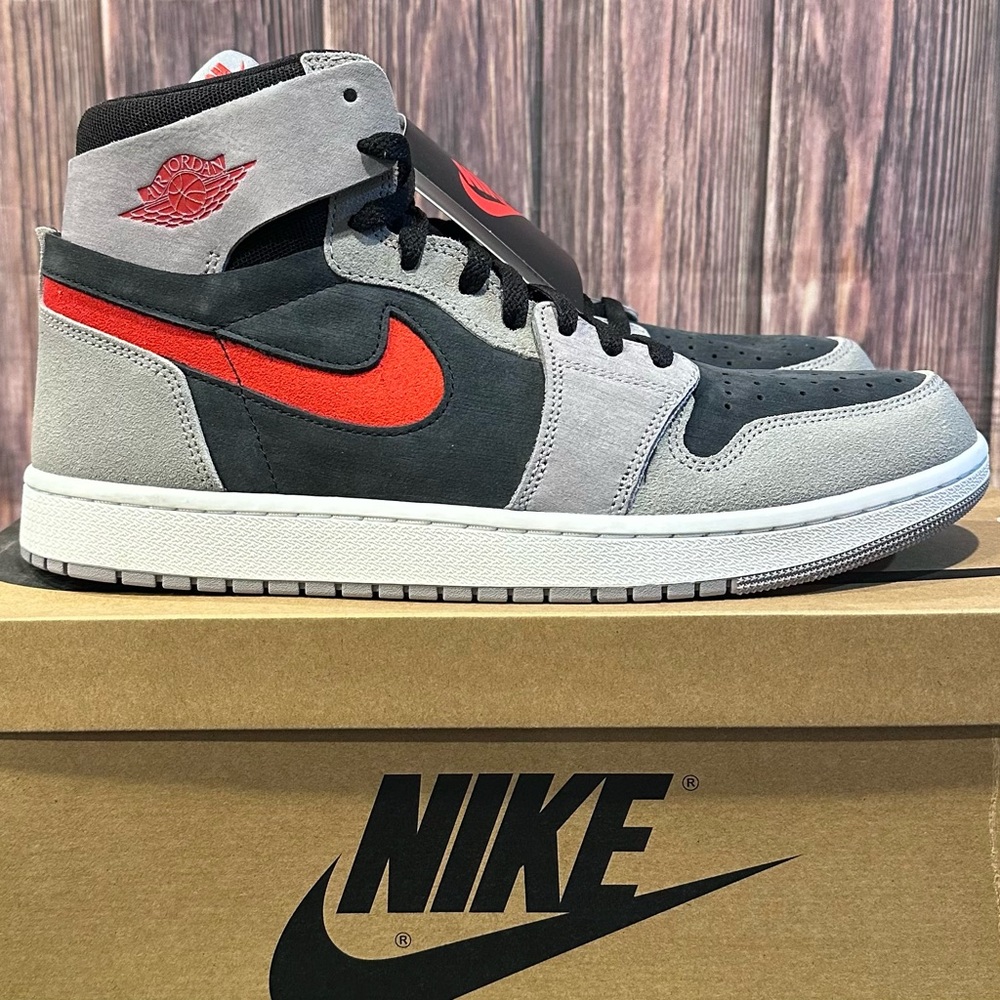 NIKE AIR JORDAN 1 HIGH ZOOM AIR CMFT 2 - MENS SIZE 11